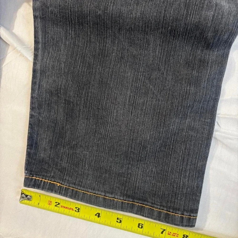 2000s baggy levi mens denim jeans dark washed